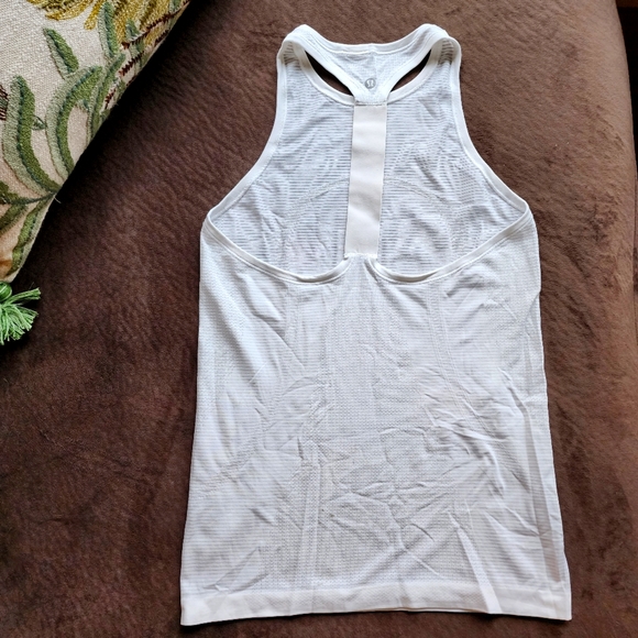 lululemon athletica Tops - Lululemon Swiftly tank top
